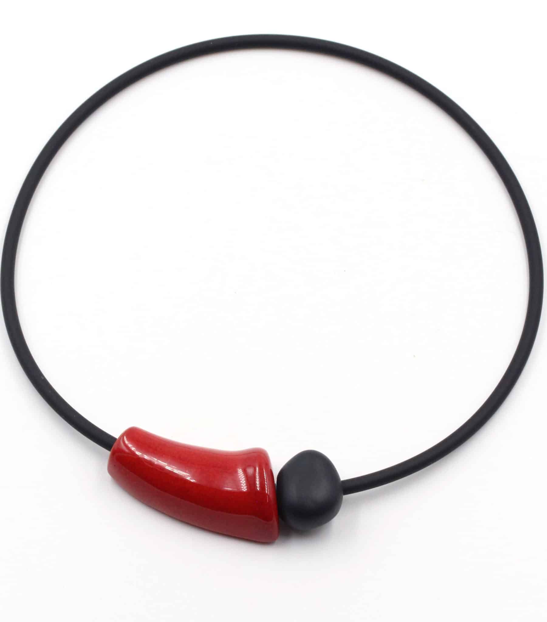 Collier Comète en céramique pour femme couleur cerise